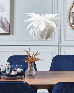 Discount Beliani Riippuvalaisin Muovi Valkoinen Musone