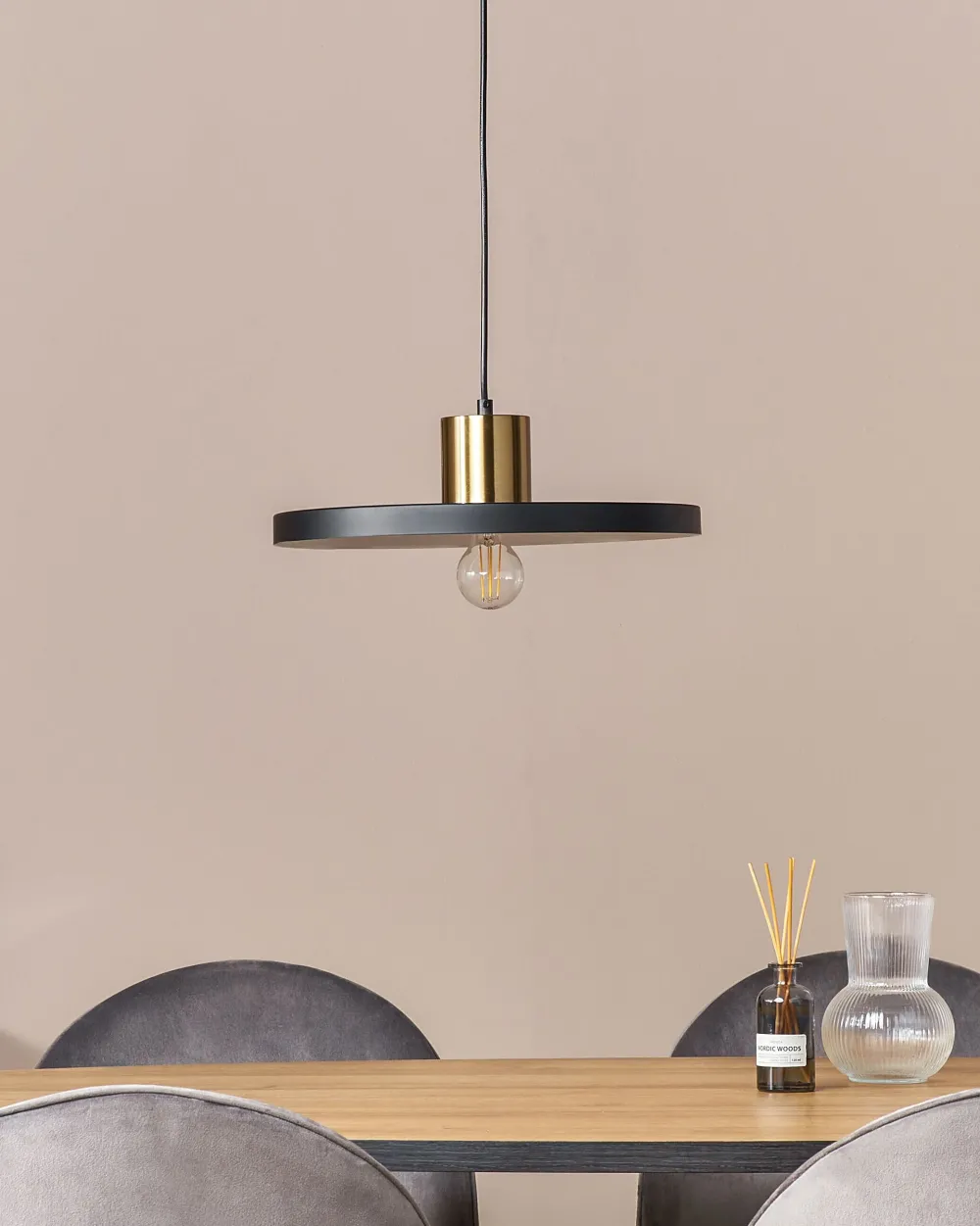 Valaisimet<Beliani Riippuvalaisin Rauta Musta Bogan