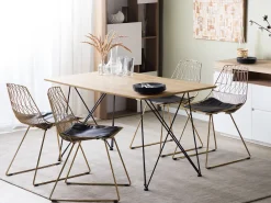 Pöydät<Beliani Ruokapoyta Vaalea Puu/Musta 140 X 80 Cm Kenton