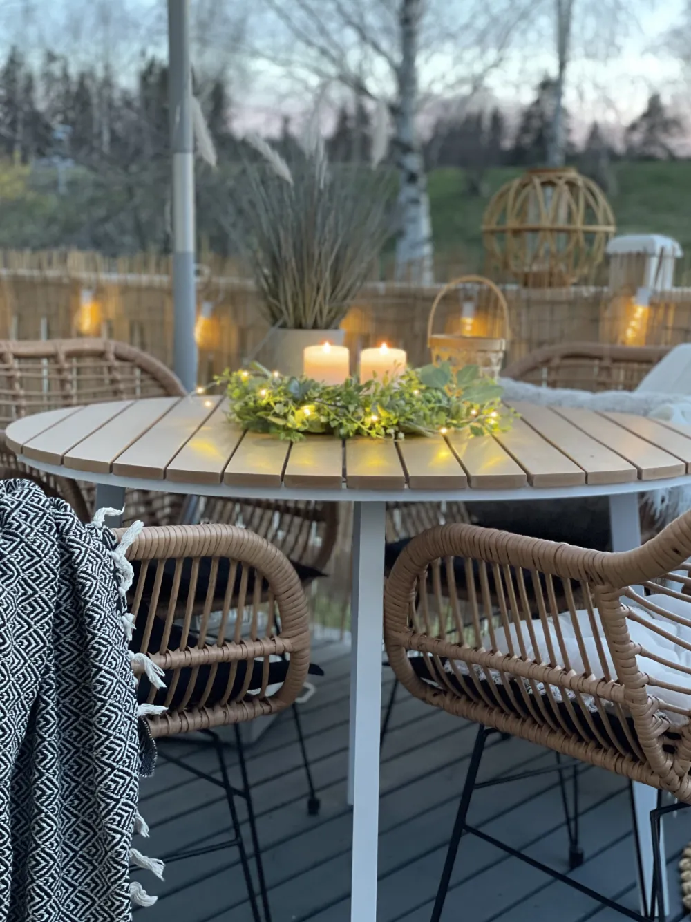 Best Sale Beliani Ruskea Pyorea Puutarhan Ruokapoyta O 105 Cm Cavoli