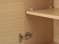 Säilytys<Beliani Seinakaappi 3 Hyllya Vaalea Puu Bilbao