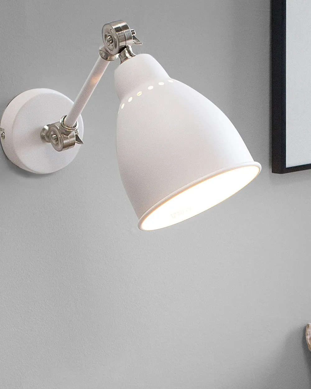 Valaisimet<Beliani Seinavalaisin Metalli Valkoinen 2 Kpl Mississippi