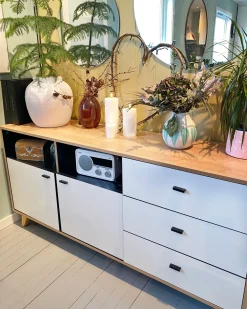 Best Sale Beliani Senkki 3 Laatikkoa 2 Ovea Vaalea Puu/Valkoinen Ilion