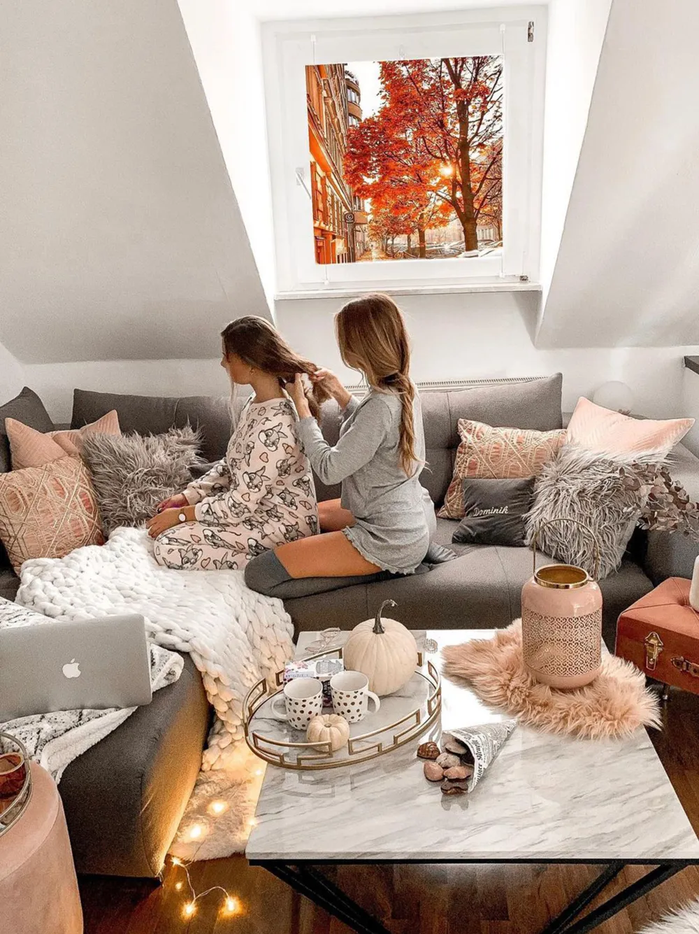 Pöydät<Beliani Sivupoyta Marmorikuvio Beige/Musta Malibu