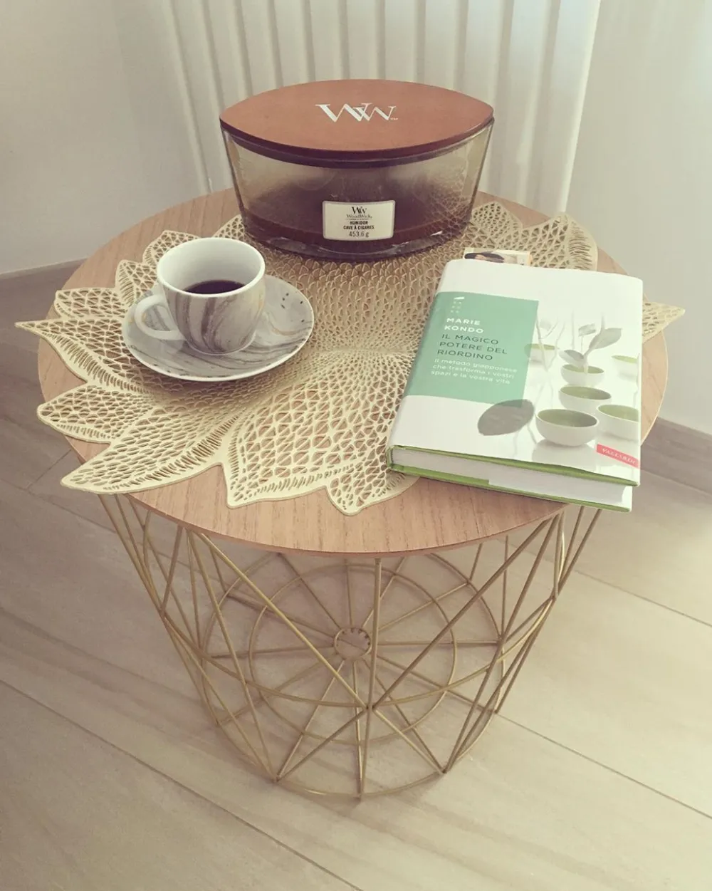 Pöydät<Beliani Sivupoyta Metalli Säilytystila Kulta Lanark