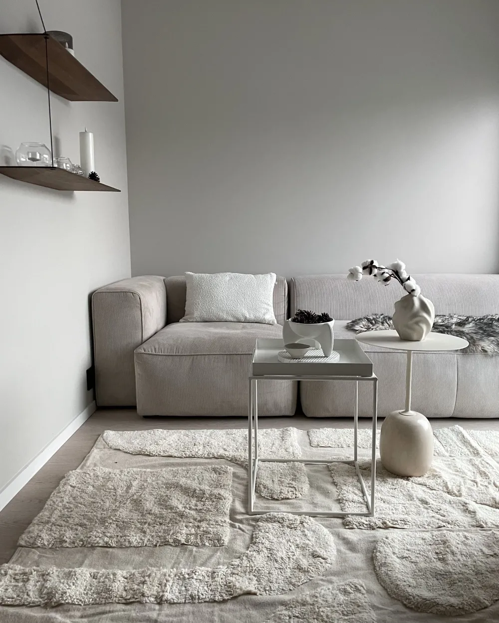 Store Beliani Sivupoyta Metalli Valkoinen Saxon