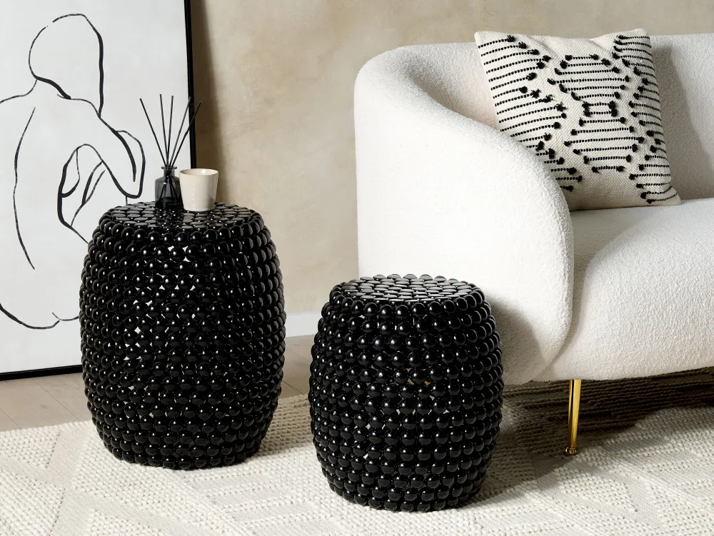 Pöydät<Beliani Sivupoyta Pieni Musta Uhana