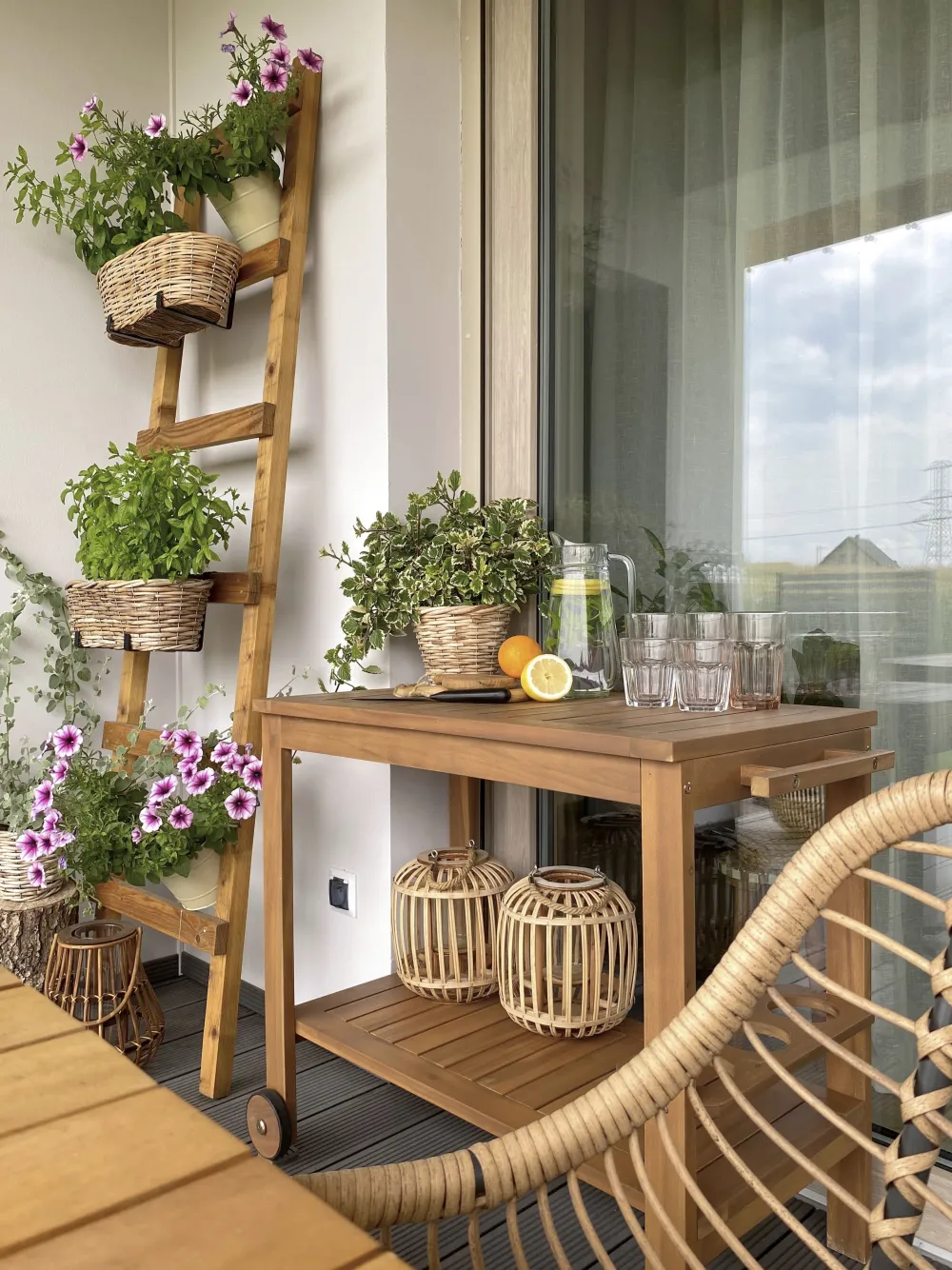 Cheap Beliani Tarjoiluvaunu Akaasia Vaalea Puu Sassari