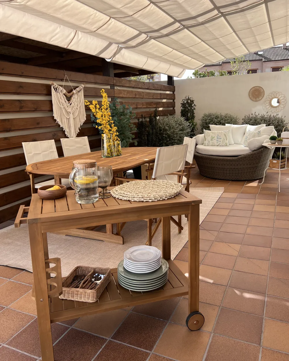 Cheap Beliani Tarjoiluvaunu Akaasia Vaalea Puu Sassari