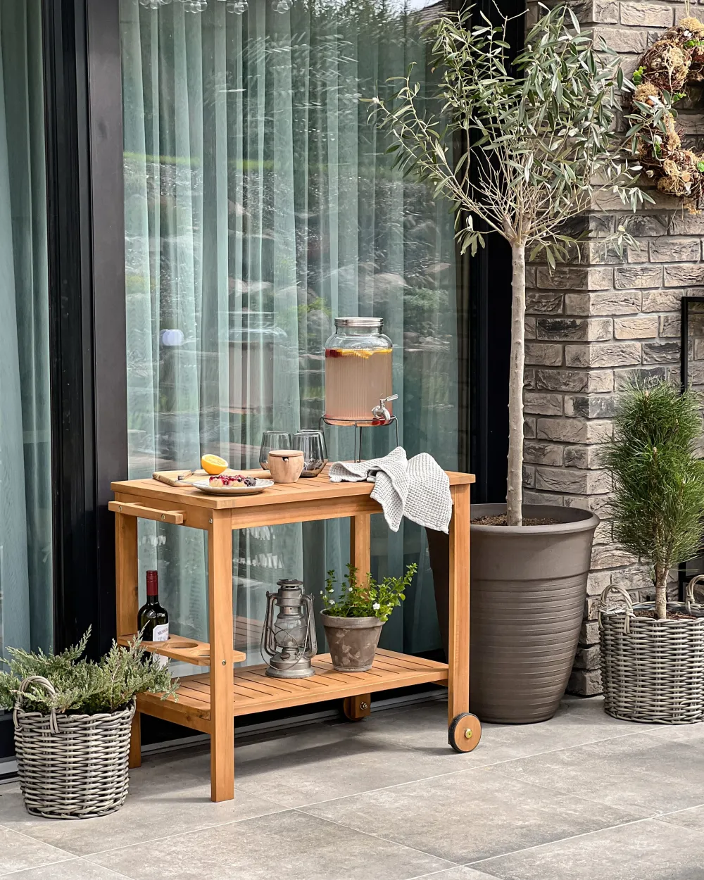 Cheap Beliani Tarjoiluvaunu Akaasia Vaalea Puu Sassari