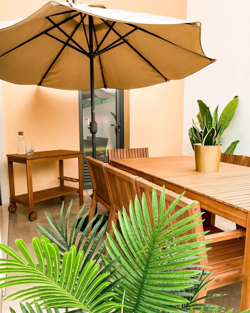 Cheap Beliani Tarjoiluvaunu Akaasia Vaalea Puu Sassari