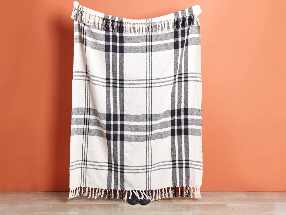 Cheap Beliani Torkkupeitto Puuvilla Luonnonvalkoinen/Musta 130 X 170 Cm Yuvali