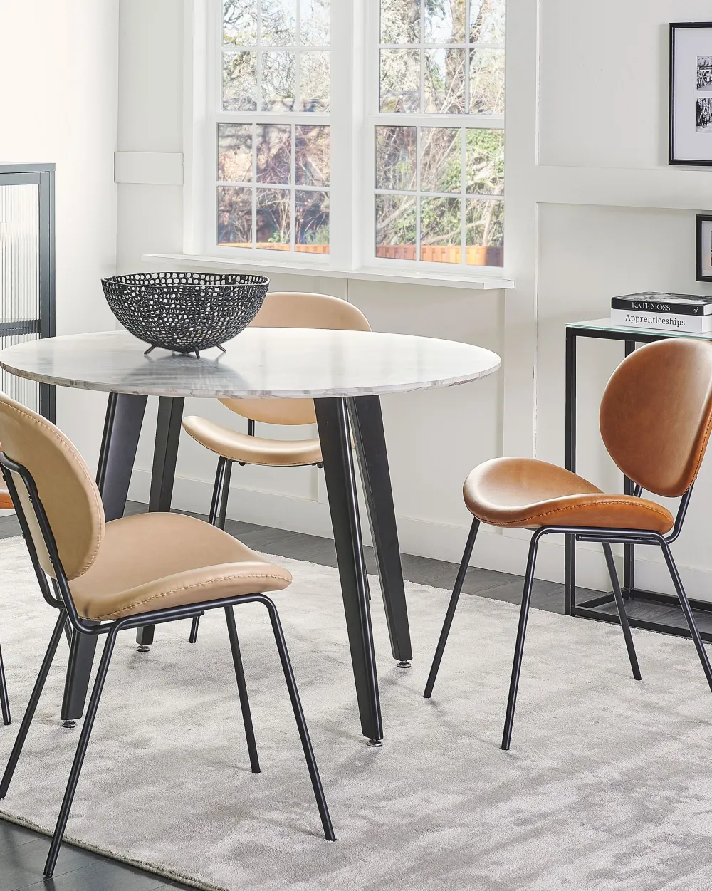 Best Sale Beliani Tuoli Keinonahka Hiekanruskea 2 Kpl Luana