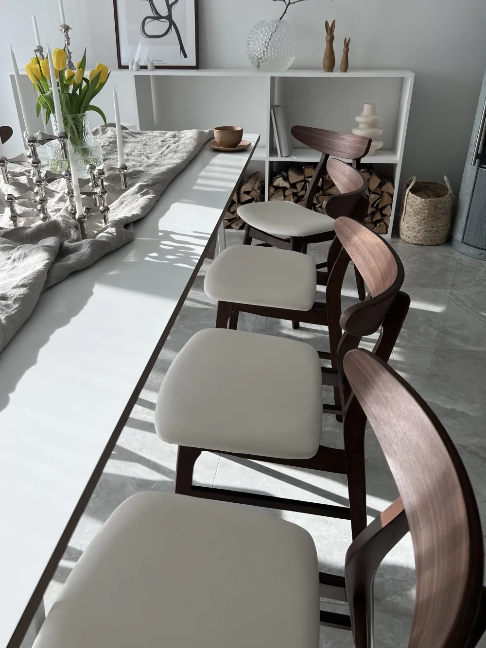 Tuolit<Beliani Tuoli Kumipuu Tumma Puu/Valkoinen 2 Kpl Lynn