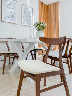 Tuolit<Beliani Tuoli Kumipuu Tumma Puu/Valkoinen 2 Kpl Lynn