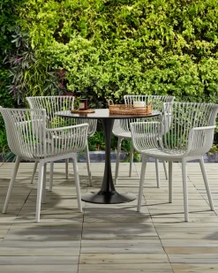 Tuolit<Beliani Tuoli Muovi Vaaleanharmaa 4 Kpl Pesaro