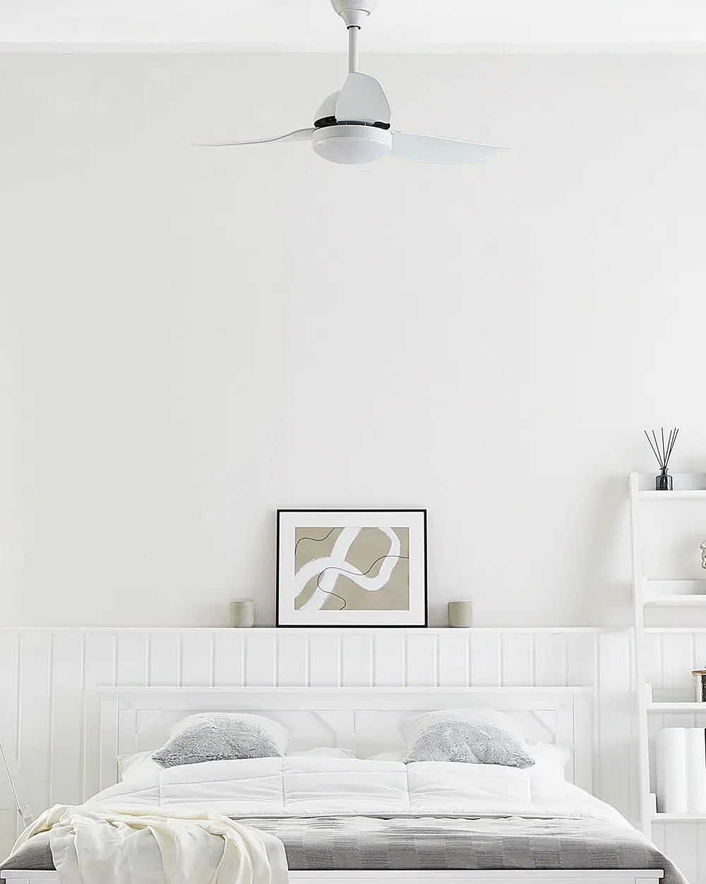 Discount Beliani Tuuletinvalaisin Metalli Valkoinen Toplica