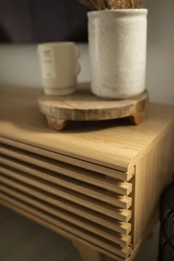 Cheap Beliani Tv-Taso 2 Kaappia Laatikko Vaalea Puu Detroit