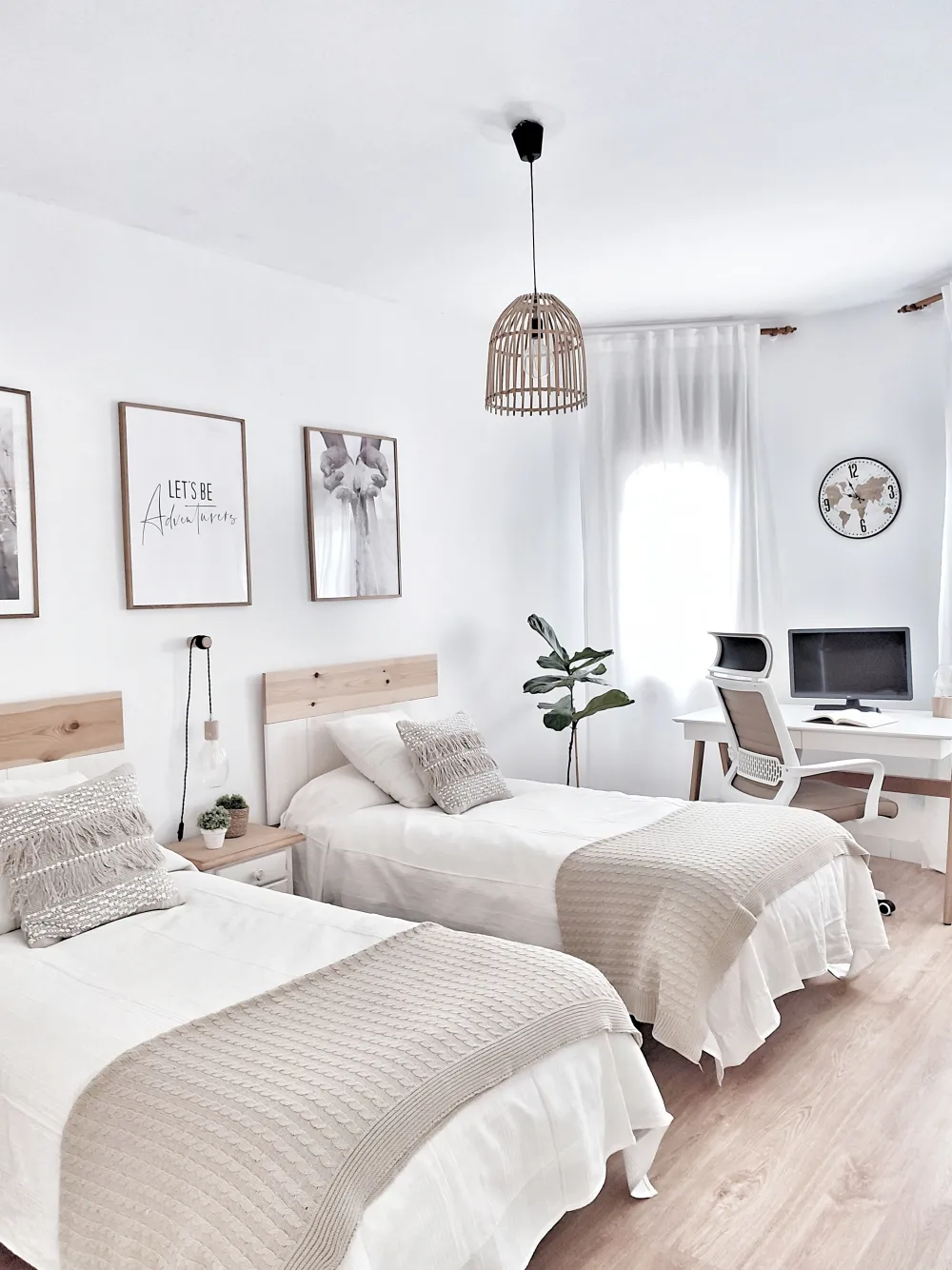 Online Beliani Tyotuoli Keinonahka Vaaleanruskea Leader