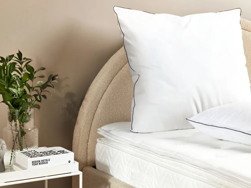 Shop Beliani Tyyny Polyesteritayte Korkea 80 X 80 Cm Diran