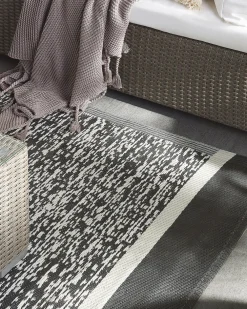 Fashion Beliani Ulkomatto Musta/Valkoinen 120 X 180 Cm Ballari