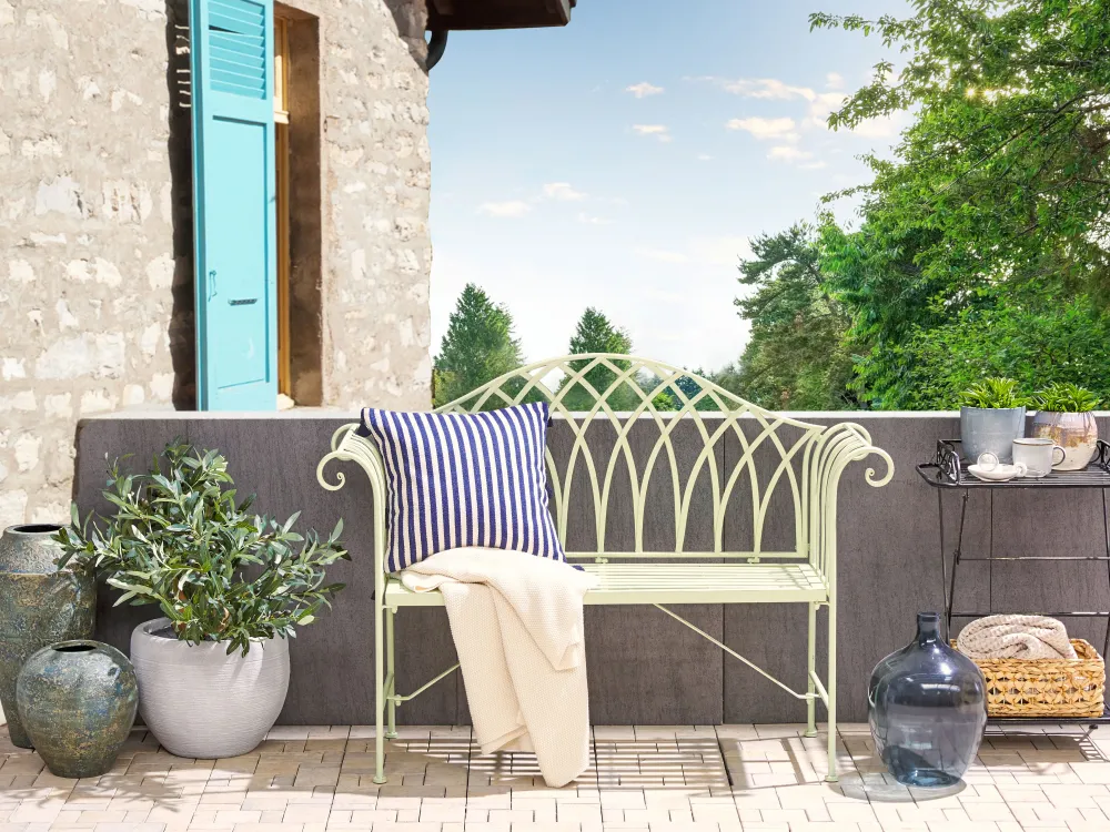 Ulkokalusteet<Beliani Vaaleanvihrea Rautainen Puutarhapenkki 130 Cm Milazzo