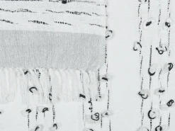 Tekstiilit<Beliani Viltti 130X150 Cm Vaaleanharmaa Yamalak